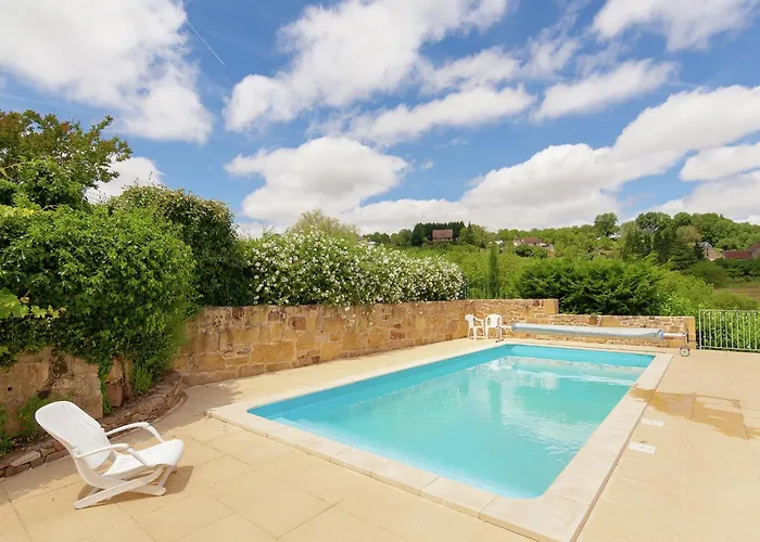 Peaceful With Pool *